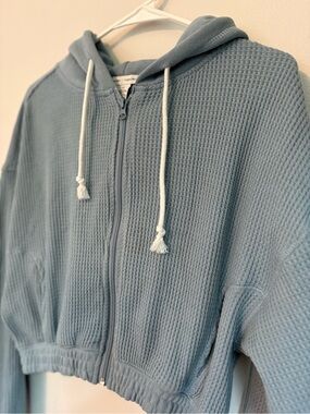 Better Together Blue Waffle Knit Cropped Full Zip Hoodie Size XS EUC